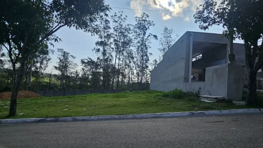Lote/Terreno à venda, 350m² no Condomínio Residencial Mont Blanc, Itu