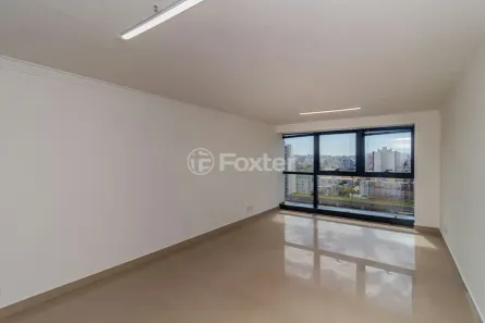 Sala Comercial à venda, 32m² no Praia de Belas, Porto Alegre