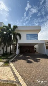 Sobrado com 3 Quartos para alugar, 325m² no Plano Diretor Sul, Palmas