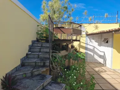 Casa de Condomínio com 4 Quartos à venda, 375m² no Itaipu, Niterói