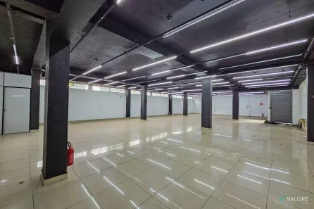 Ponto Comercial para alugar, 300m² no Cidade Nova, Belo Horizonte