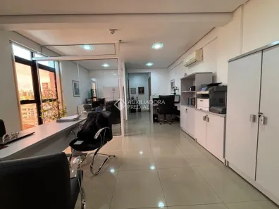 Sala Comercial à venda, 49m² no Menino Deus, Porto Alegre