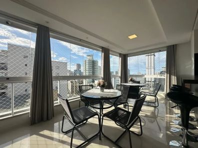 Apartamento com 3 Quartos à venda, 134m² no Meia Praia, Itapema