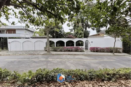 Casa com 4 Quartos à venda, 751m² no Jardim Guedala, São Paulo