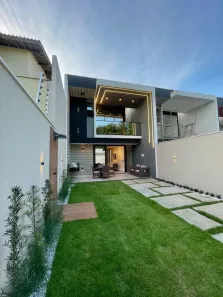 Casa com 2 Quartos à venda, 132m² no Pires Façanha, Eusébio