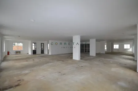 Sala Comercial à venda, 385m² no Centro, Curitiba