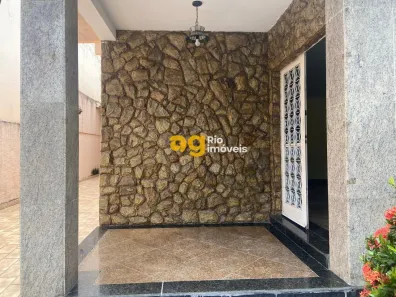 Casa com 4 Quartos à venda, 188m² no Vila Valqueire, Rio de Janeiro