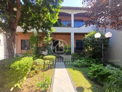 Casa com 6 Quartos à venda, 512m² no Jardim Guanabara, Rio de Janeiro