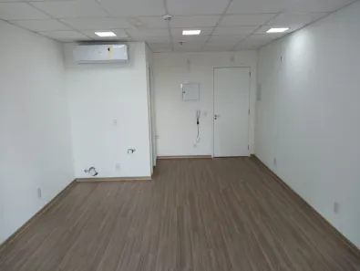 Sala Comercial para alugar, 29m² no Várzea da Barra Funda, São Paulo