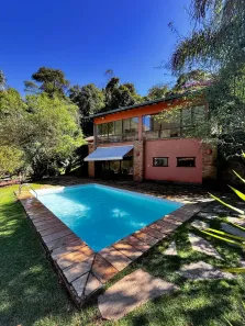 Casa com 3 Quartos para alugar, 535m² no Corrêas, Petrópolis