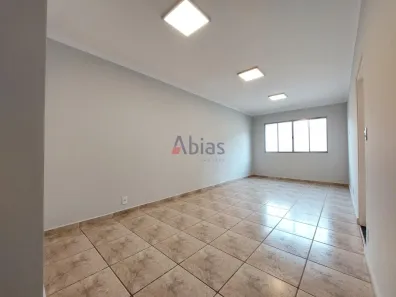 Apartamento com 3 Quartos para alugar, 87m² no Jardim Lutfalla, São Carlos