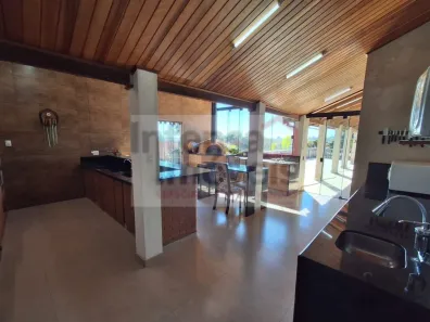 Fazenda/Sítio com 3 Quartos à venda, 2000m² no Vila Velha II, Taubaté