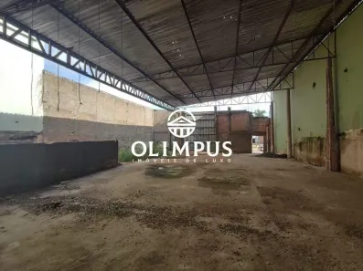 à venda, 330m² no Custódio Pereira, Uberlândia