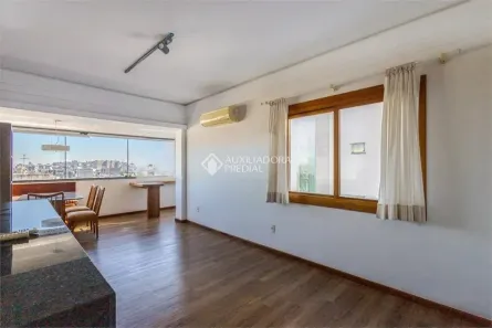 Apartamento com 3 Quartos para alugar, 101m² no Petrópolis, Porto Alegre