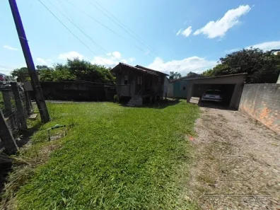 Casa com 2 Quartos à venda, 42m² no São Luiz, Criciúma