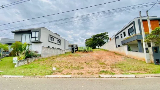 Lote/Terreno à venda, 680m² no Condomínio Residencial Shamballa III, Atibaia