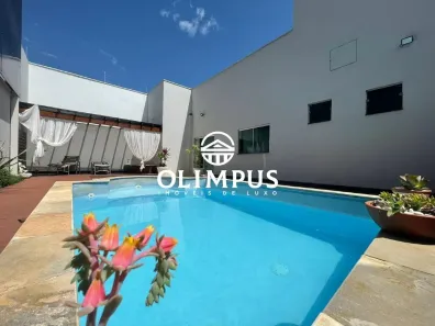 Casa com 3 Quartos à venda, 260m² no Santa Mônica, Uberlândia