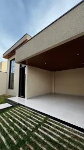 Casa com 3 Quartos à venda, 150m² no Jardim Inconfidência, Uberlândia