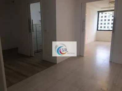 Sala Comercial à venda, 130m² no Vila Olímpia, São Paulo