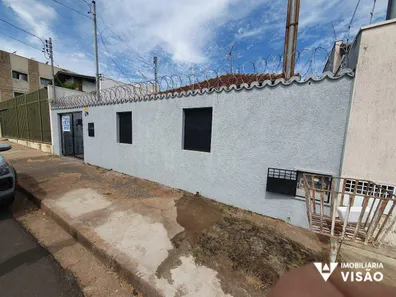 Casa com 2 Quartos à venda, 109m² no Nossa Senhora da Abadia, Uberaba