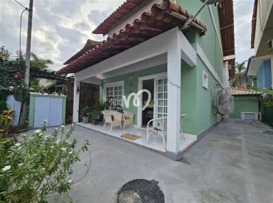 Casa de Condomínio com 4 Quartos à venda, 132m² no Vargem Pequena, Rio de Janeiro