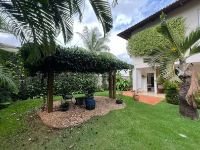 Casa de Condomínio com 4 Quartos à venda, 390m² no Nova Uberlândia, Uberlândia