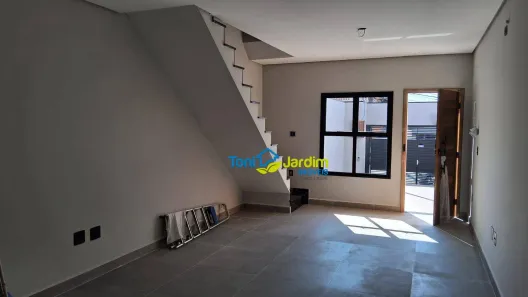 Sobrado com 2 Quartos à venda, 71m² no Vila Lucinda, Santo André