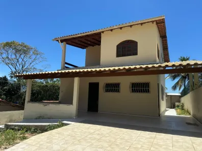 Casa com 5 Quartos à venda, 170m² no Village da Praia, Guarapari