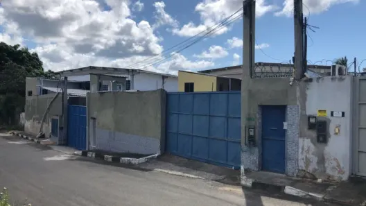 Galpão/Depósito/Armazém à venda, 2100m² no Recreio Ipitanga, Lauro de Freitas