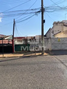 Casa com 1 Quarto à venda, 259m² no Martins, Uberlândia