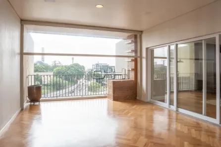 Apartamento com 2 Quartos para alugar, 130m² no Vila Ipojuca, São Paulo
