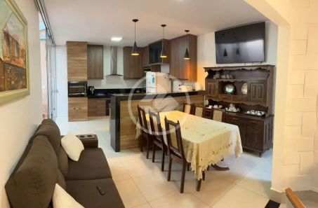 Casa de Condomínio com 3 Quartos à venda, 135m² no Jardim Sul, Uberlândia