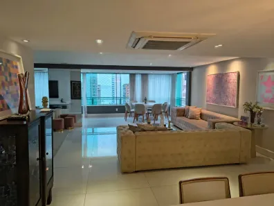 Apartamento com 4 Quartos à venda, 220m² no Boa Viagem, Recife