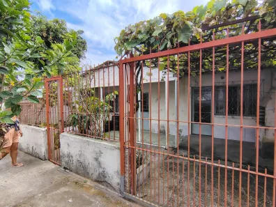 Casa com 4 Quartos à venda, 200m² no Partenon, Porto Alegre