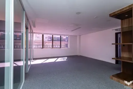 Sala Comercial à venda, 149m² no Centro, Curitiba