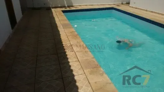 Imóvel Comercial com 3 Quartos para venda ou aluguel, 11m² no Jardim América, Bauru