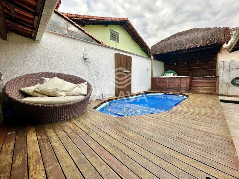 Casa com 4 quartos — Planalto, Belo Horizonte