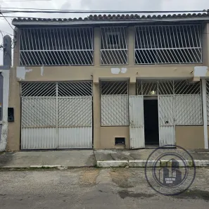 Casa com 2 Quartos para alugar, 120m² no Centro, Lauro de Freitas