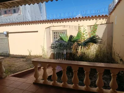 Casa com 3 Quartos à venda, 159m² no Santa Mônica, Uberlândia