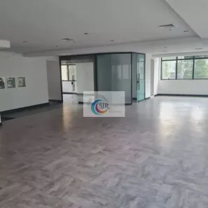Sala Comercial para alugar, 150m² no Itaim Bibi, São Paulo