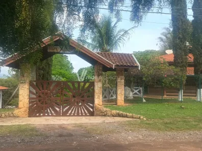 Fazenda/Sítio com 4 Quartos à venda, 650m² no Santa Cândida, Vinhedo