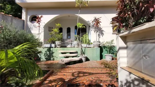 Casa com 3 Quartos à venda, 250m² no Vila Bonilha, São Paulo