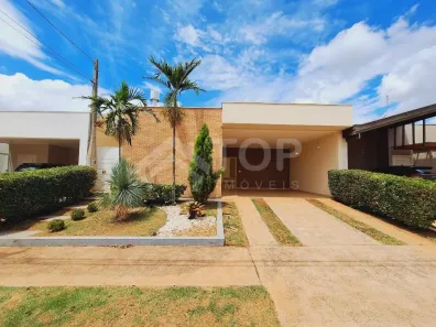 Casa de Condomínio com 3 Quartos para venda ou aluguel, 156m² no Condomínio Residencial Quebec, São Carlos