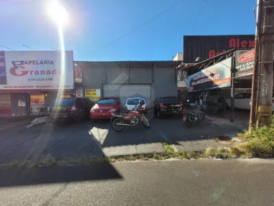 Ponto Comercial para alugar, 238m² no Granada, Uberlândia