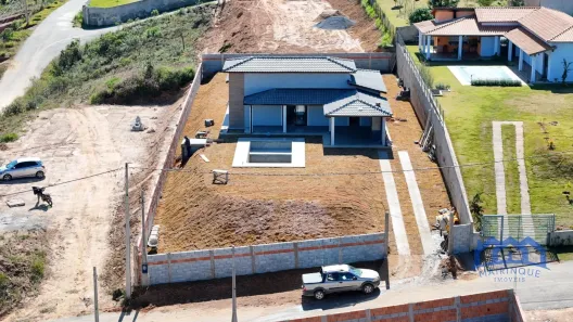 Fazenda/Sítio com 3 Quartos à venda, 1080m² no , Mairinque
