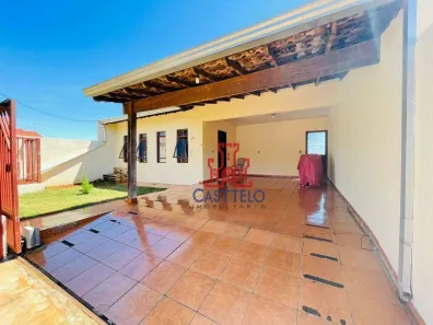 Casa com 4 Quartos à venda, 213m² no Tarobá, Londrina