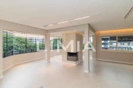 Apartamento com 3 Quartos à venda, 180m² no Jardim Lindóia, Porto Alegre