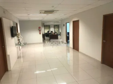 Sala Comercial para alugar, 47m² no Osvaldo Rezende, Uberlândia