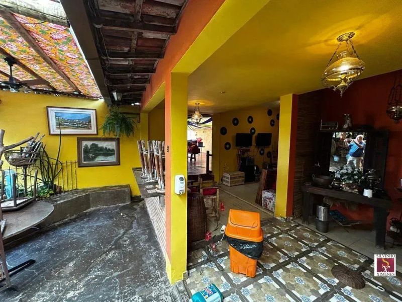 Casa com 4 quartos — Paquetá, Belo Horizonte