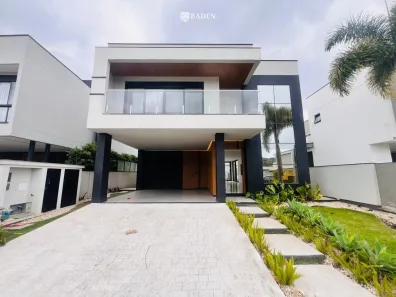 Casa com 5 Quartos à venda, 288m² no Santa Regina, Camboriú